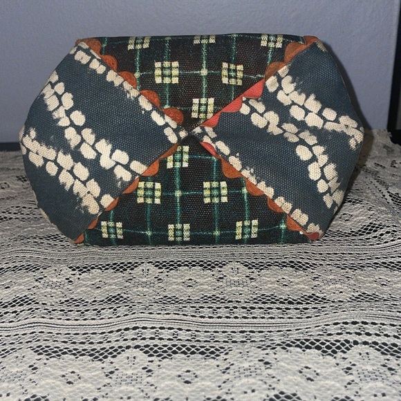 Mixed pattern Pilcro coin purse in EUC - Picture 3 of 9